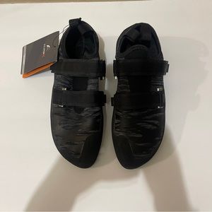 Climb X Women's Sneakers Gray and  Black Size 9.5  Strap Climbing Shoes